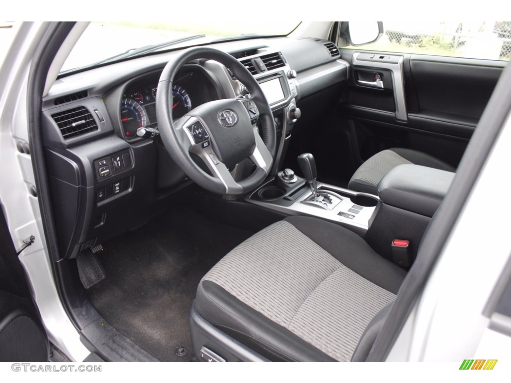 Black Interior 2019 Toyota 4Runner SR5 4x4 Photo #140267417