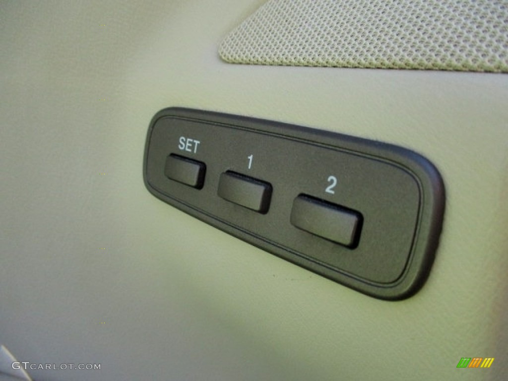 2008 Azera Limited - Ebony Black / Beige photo #23