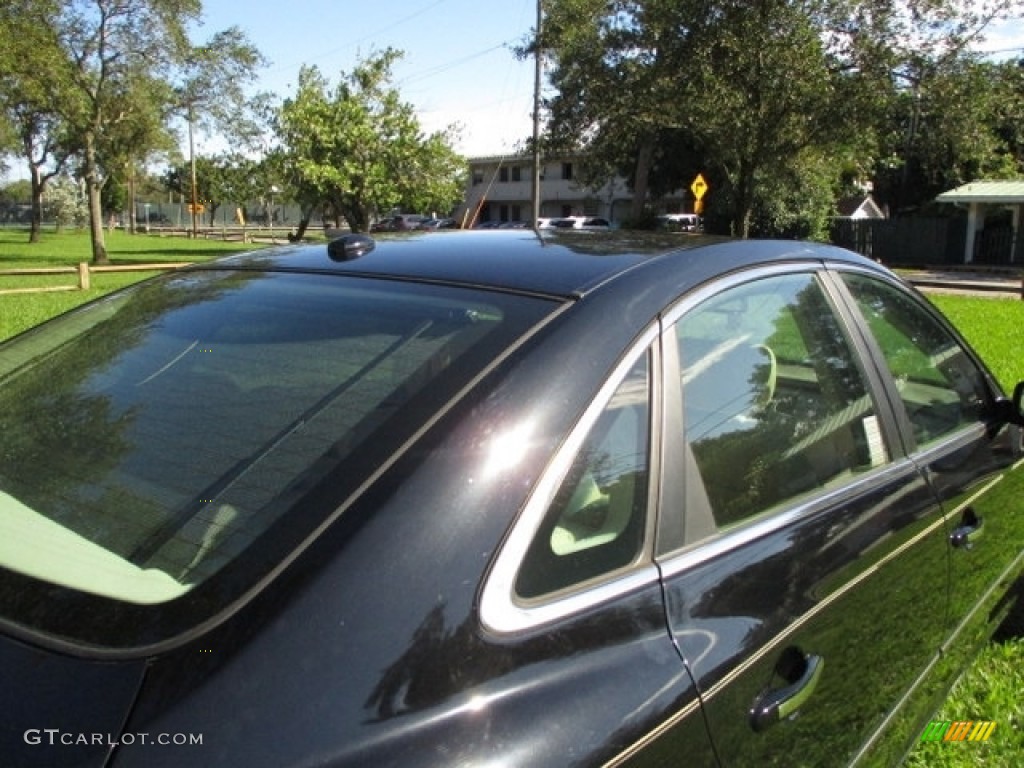 2008 Azera Limited - Ebony Black / Beige photo #29
