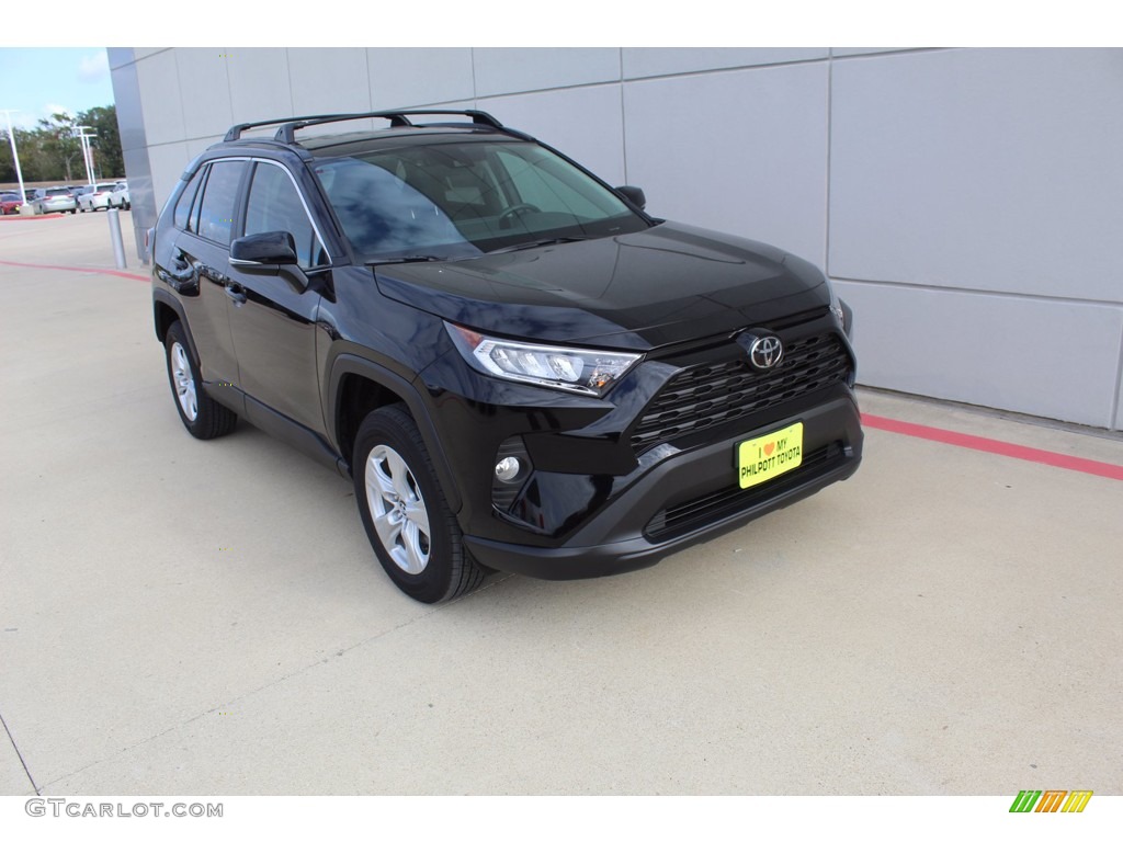 2021 RAV4 XLE - Midnight Black Metallic / Black photo #2