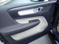 2021 Volvo XC40 Blond/Charcoal Interior Door Panel Photo