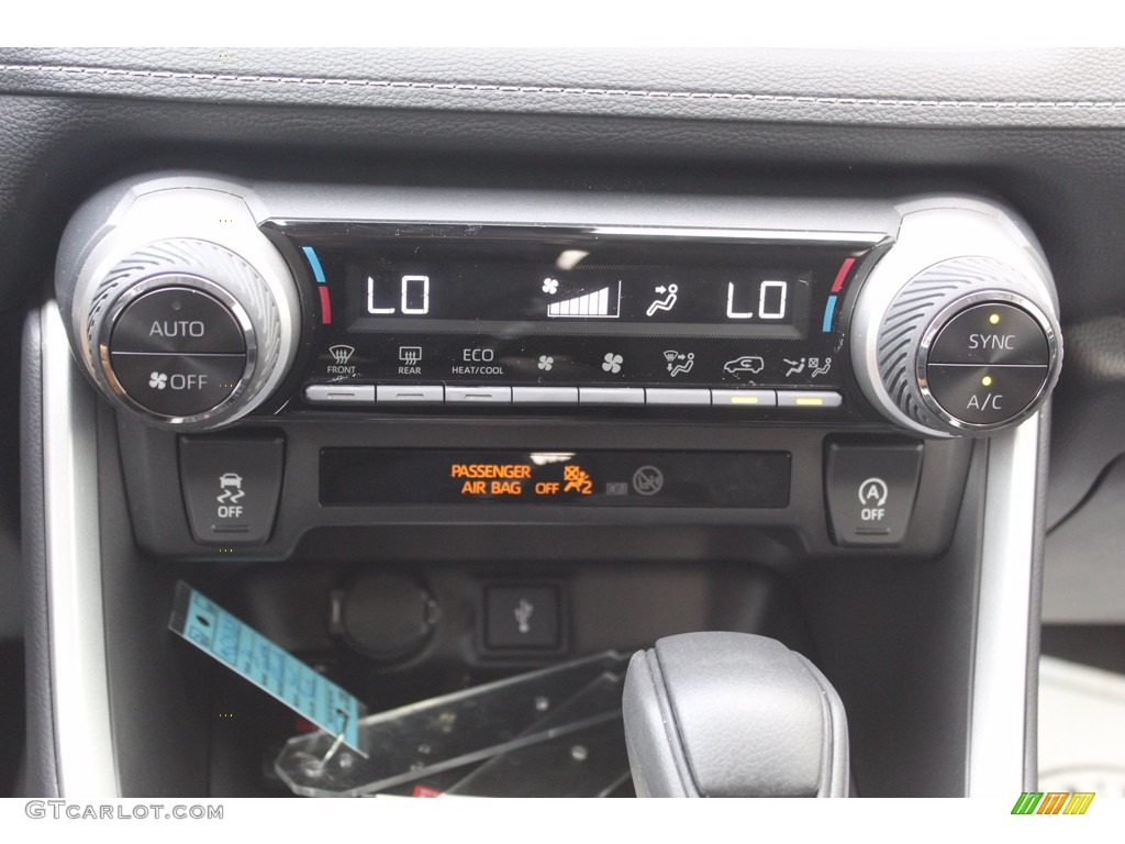 2021 RAV4 XLE - Midnight Black Metallic / Black photo #16