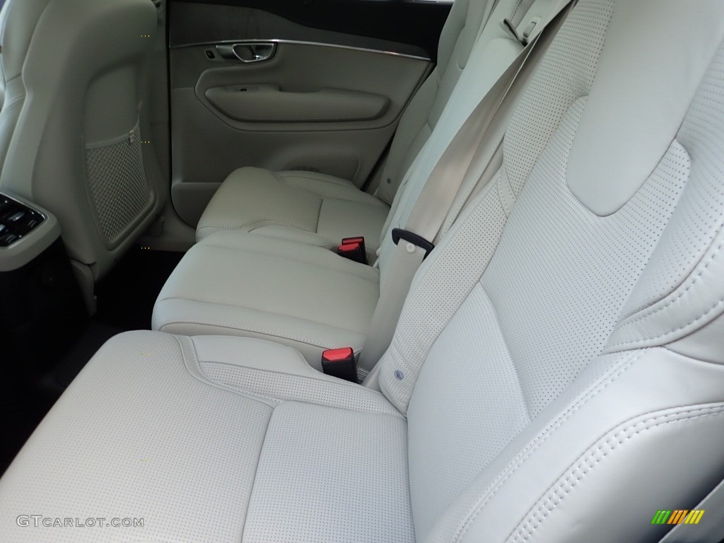 Blonde/Charcoal Interior 2021 Volvo XC90 T8 eAWD Inscription Plug-in Hybrid Photo #140271230