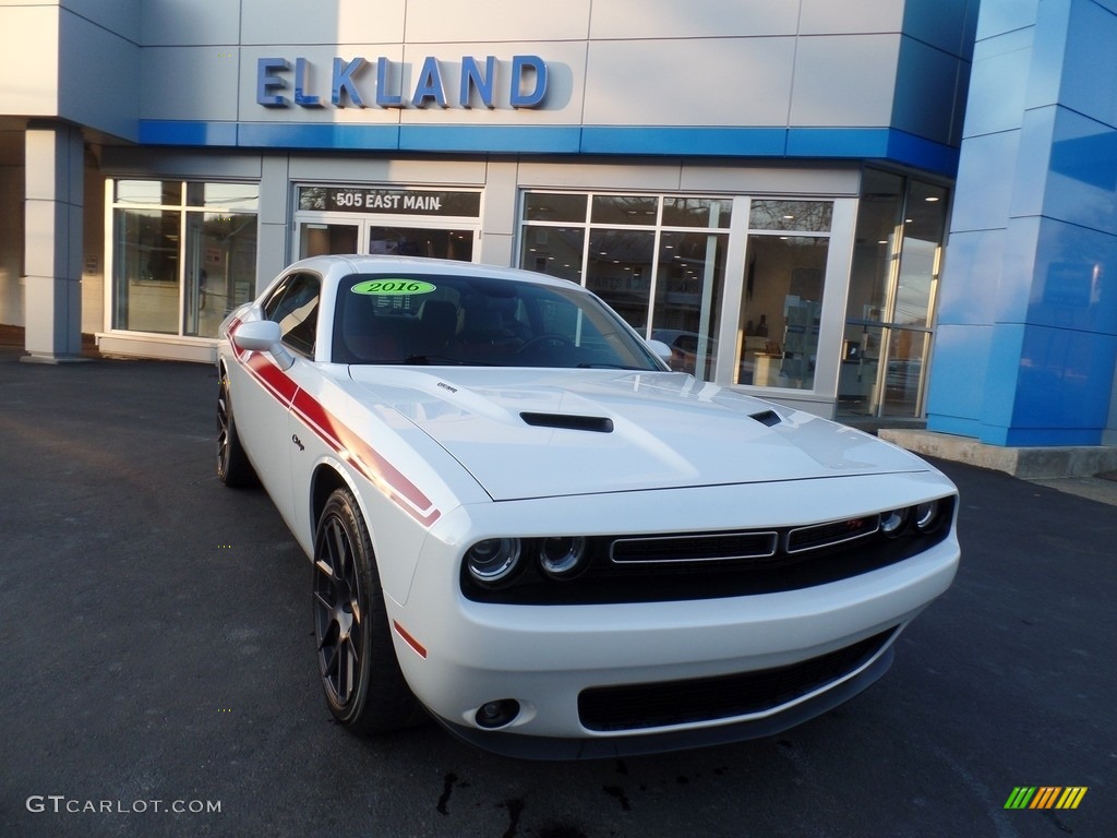 2016 Challenger R/T Plus - Bright White / Black/Ruby Red photo #4