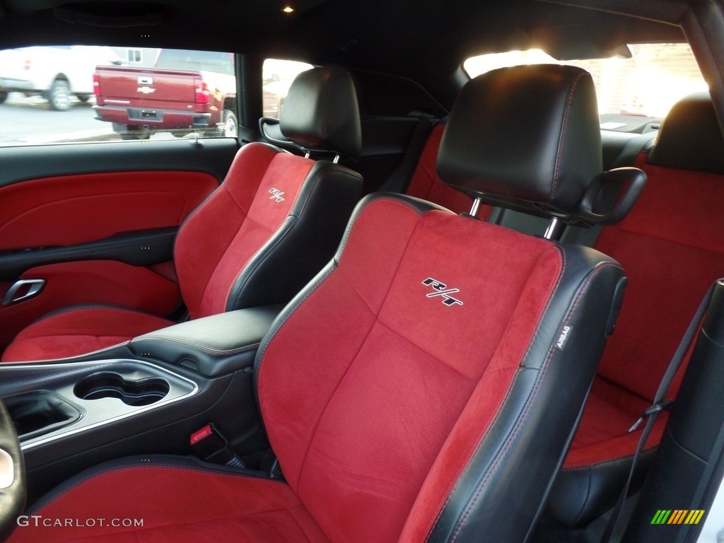 2016 Challenger R/T Plus - Bright White / Black/Ruby Red photo #24