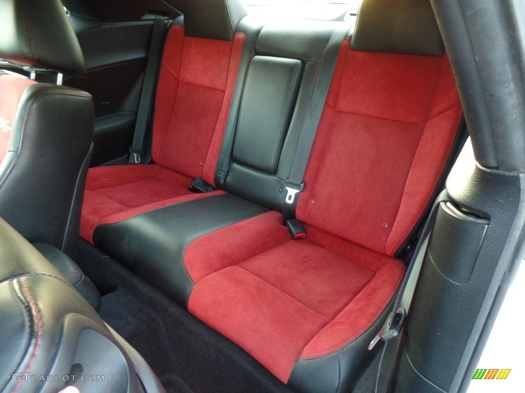 2016 Dodge Challenger R/T Plus Rear Seat Photo #140272793