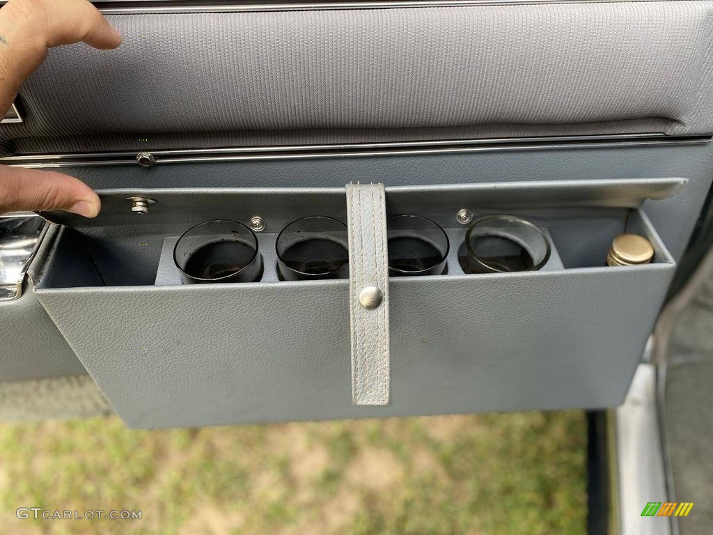 1967 Cadillac Fleetwood Limousine Black/Gray Door Panel Photo #140274584