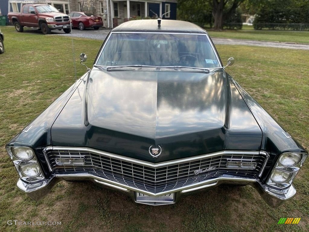 Sherwood Green 1967 Cadillac Fleetwood Limousine Exterior Photo #140274843