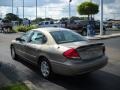 Arizona Beige Metallic - Taurus SEL Photo No. 4