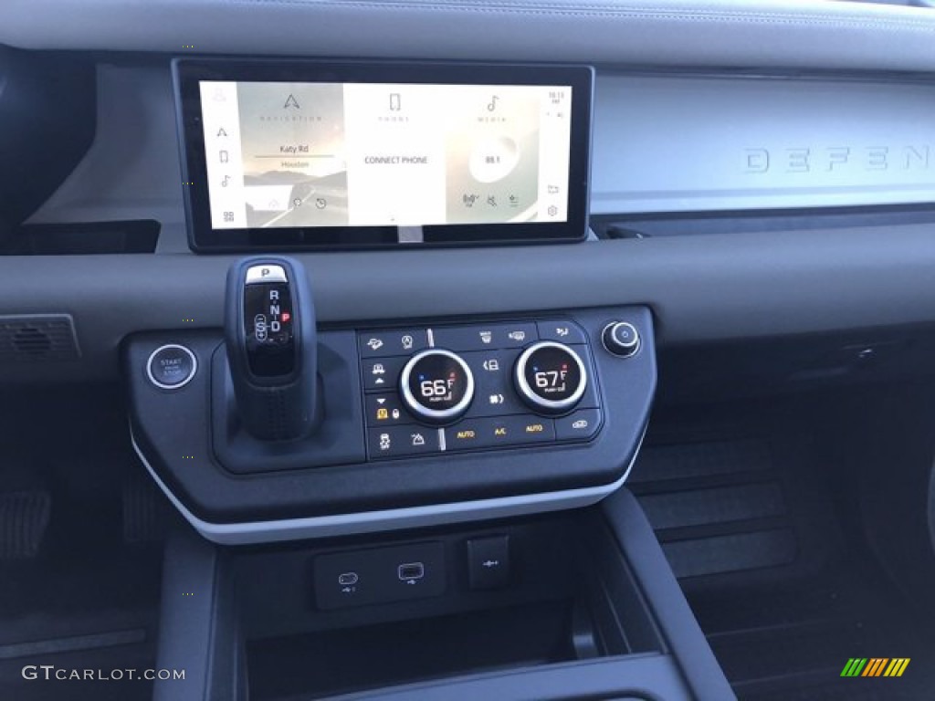 2020 Land Rover Defender 110 SE Controls Photo #140275376