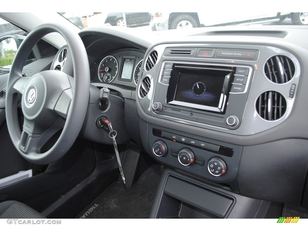 2017 Volkswagen Tiguan Limited 2.0T 4Motion Controls Photo #140275427