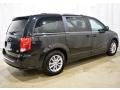 Black Onyx Crystal Pearl - Grand Caravan SXT Photo No. 2