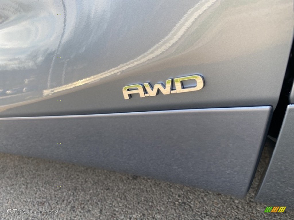 2021 Toyota Highlander Hybrid Platinum AWD Marks and Logos Photo #140278415