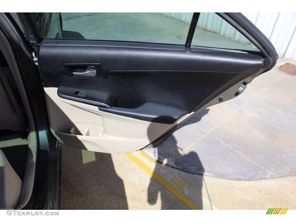 2012 Camry LE - Cypress Green Pearl / Ash photo #22