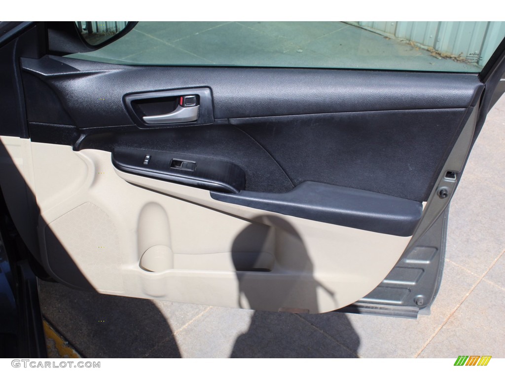 2012 Camry LE - Cypress Green Pearl / Ash photo #24