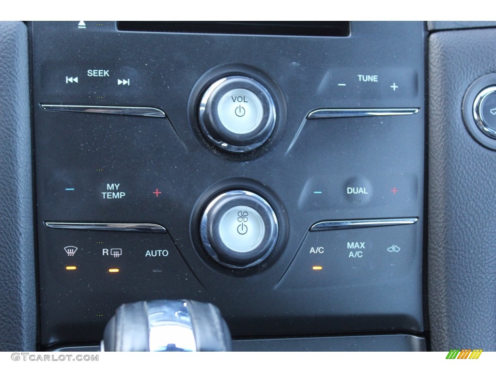 2018 Taurus SEL - Magnetic / Charcoal Black photo #17