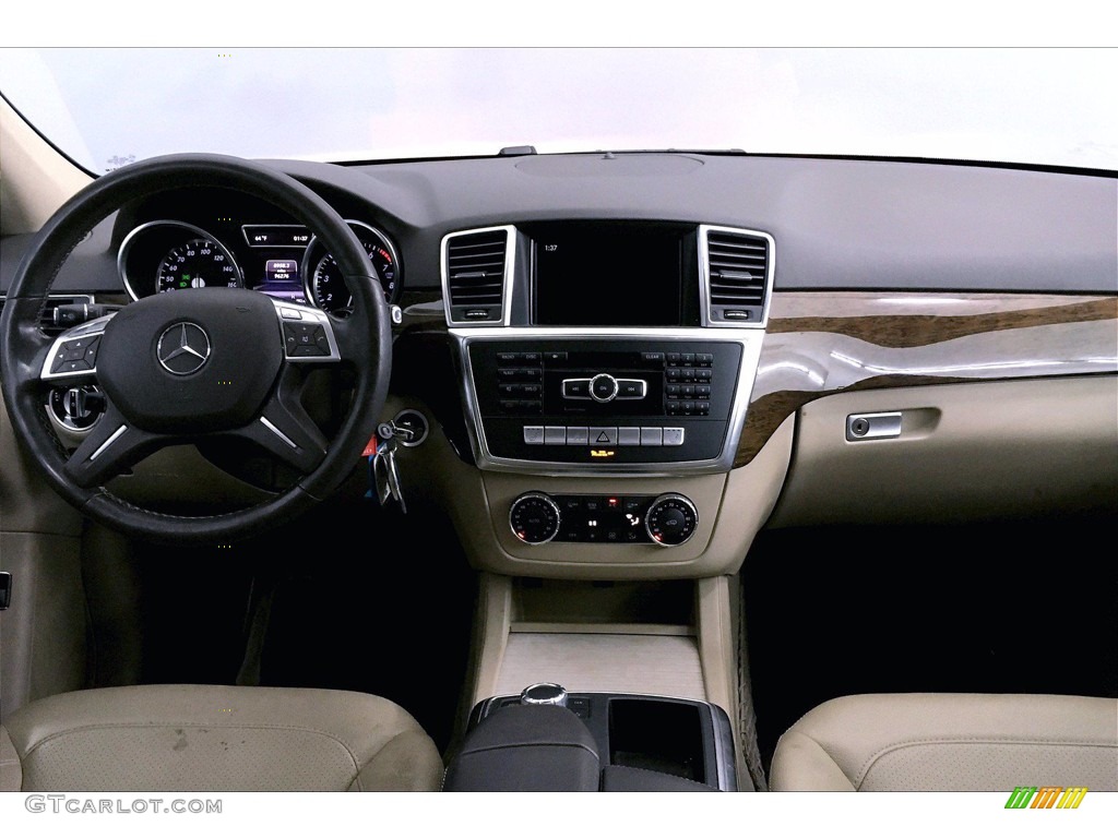 2013 ML 350 4Matic - Arctic White / Almond Beige photo #15