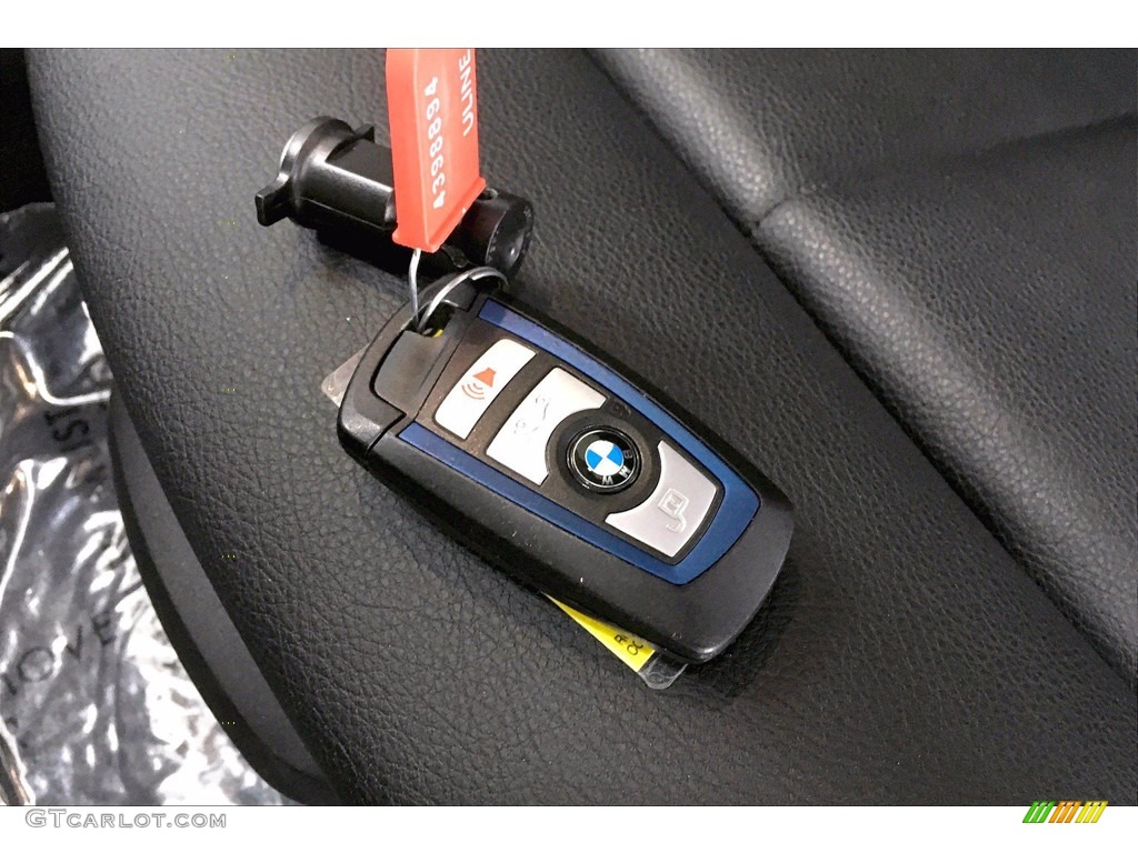 2017 BMW 4 Series 440i Coupe Keys Photos