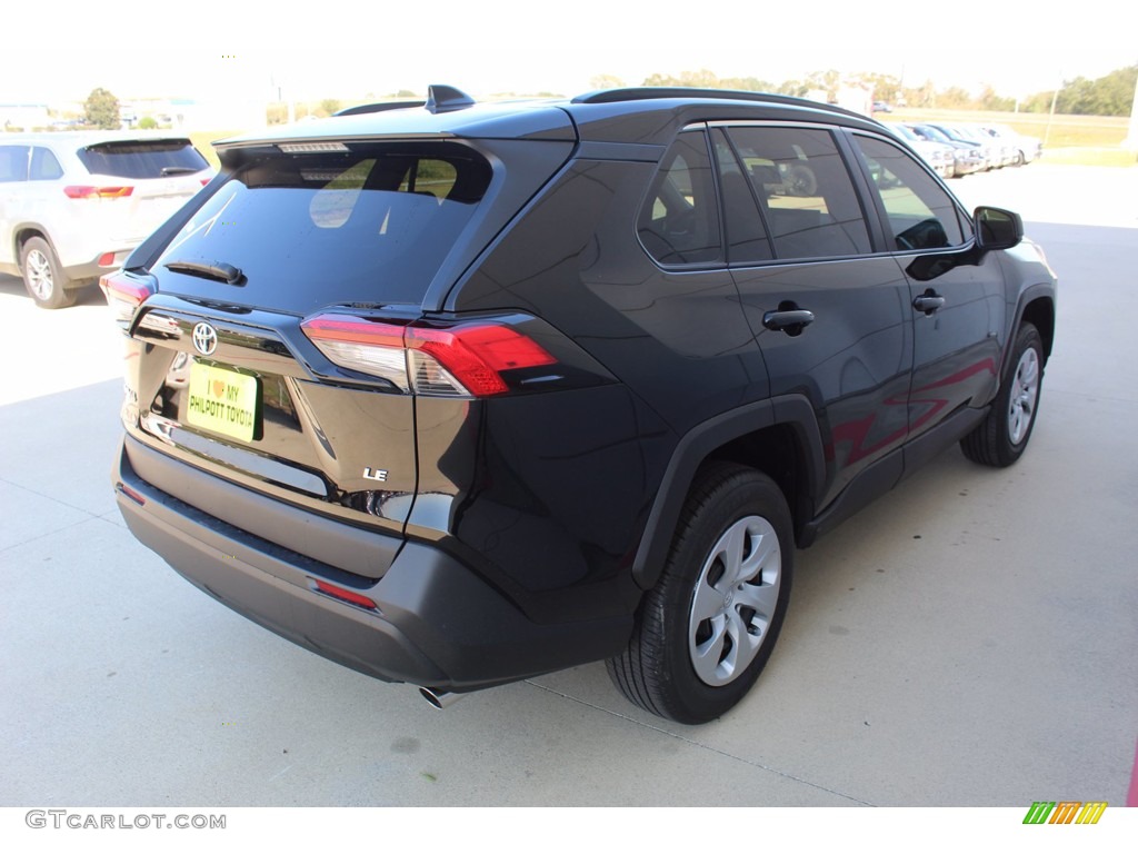 2021 RAV4 LE - Midnight Black Metallic / Black photo #8