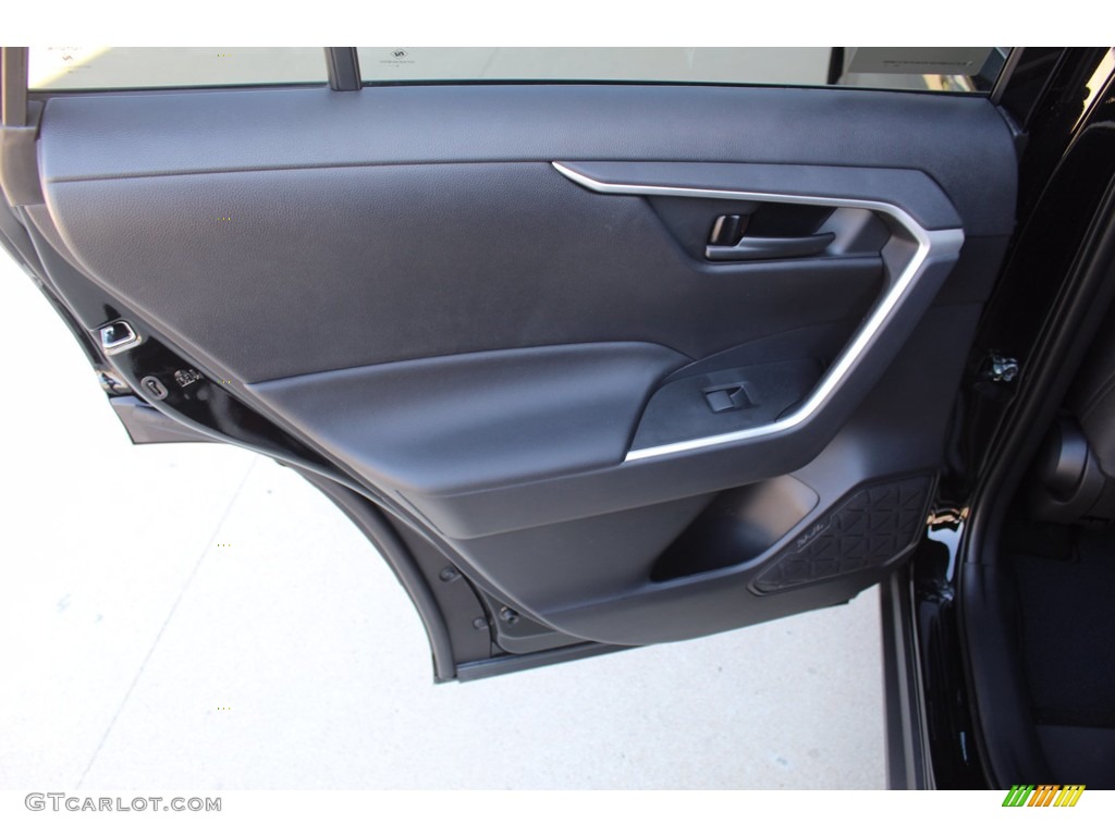 2021 RAV4 LE - Midnight Black Metallic / Black photo #18