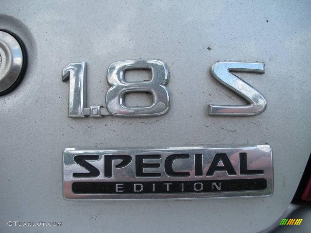 2006 Sentra 1.8 S Special Edition - Brilliant Aluminum Metallic / Charcoal photo #10