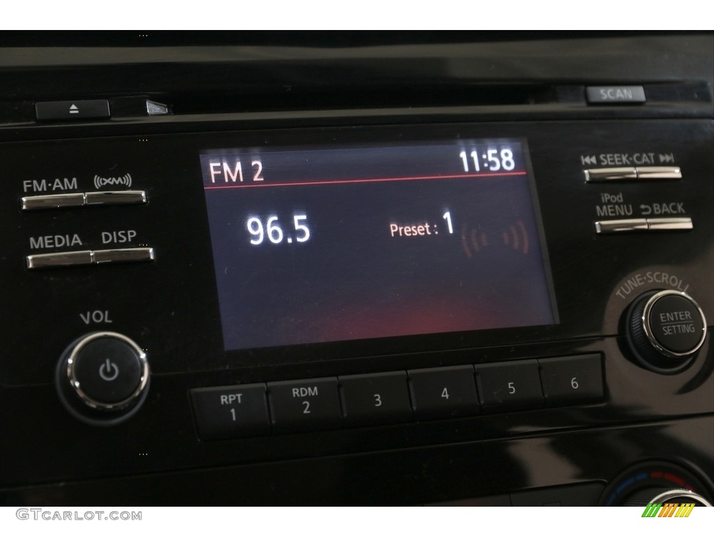 2017 Nissan Rogue Sport S Audio System Photos