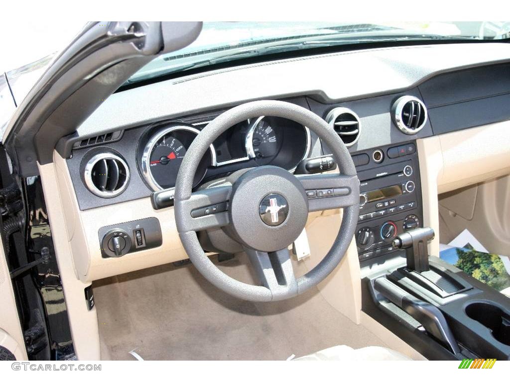 2008 Mustang V6 Deluxe Convertible - Black / Medium Parchment photo #3