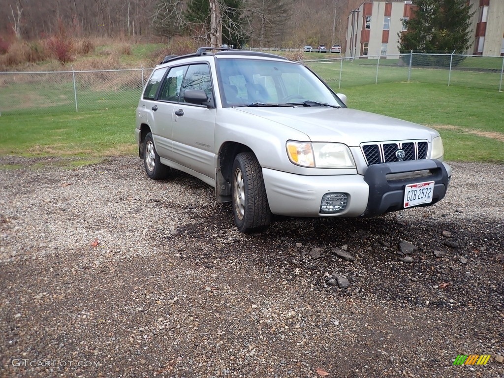 2001 Forester 2.5 S - Silverthorn Metallic / Gray photo #3