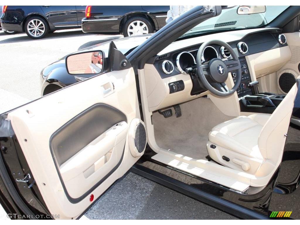 2008 Mustang V6 Deluxe Convertible - Black / Medium Parchment photo #10