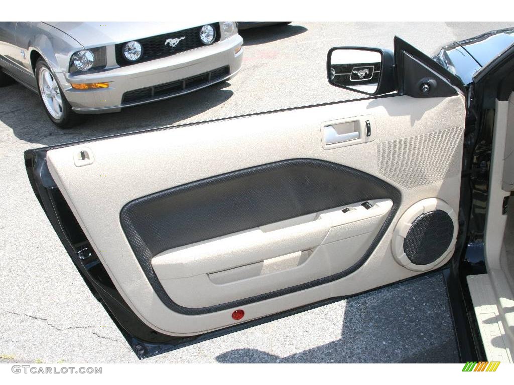2008 Mustang V6 Deluxe Convertible - Black / Medium Parchment photo #12