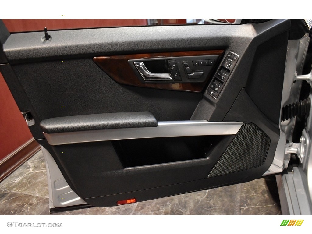 2011 GLK 350 4Matic - Iridium Silver Metallic / Black photo #15