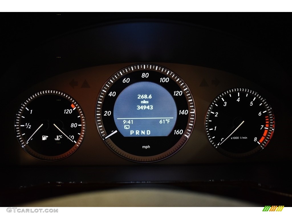 2011 GLK 350 4Matic - Iridium Silver Metallic / Black photo #17