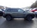 Olive Green Pearl - Cherokee Latitude Lux 4x4 Photo No. 4