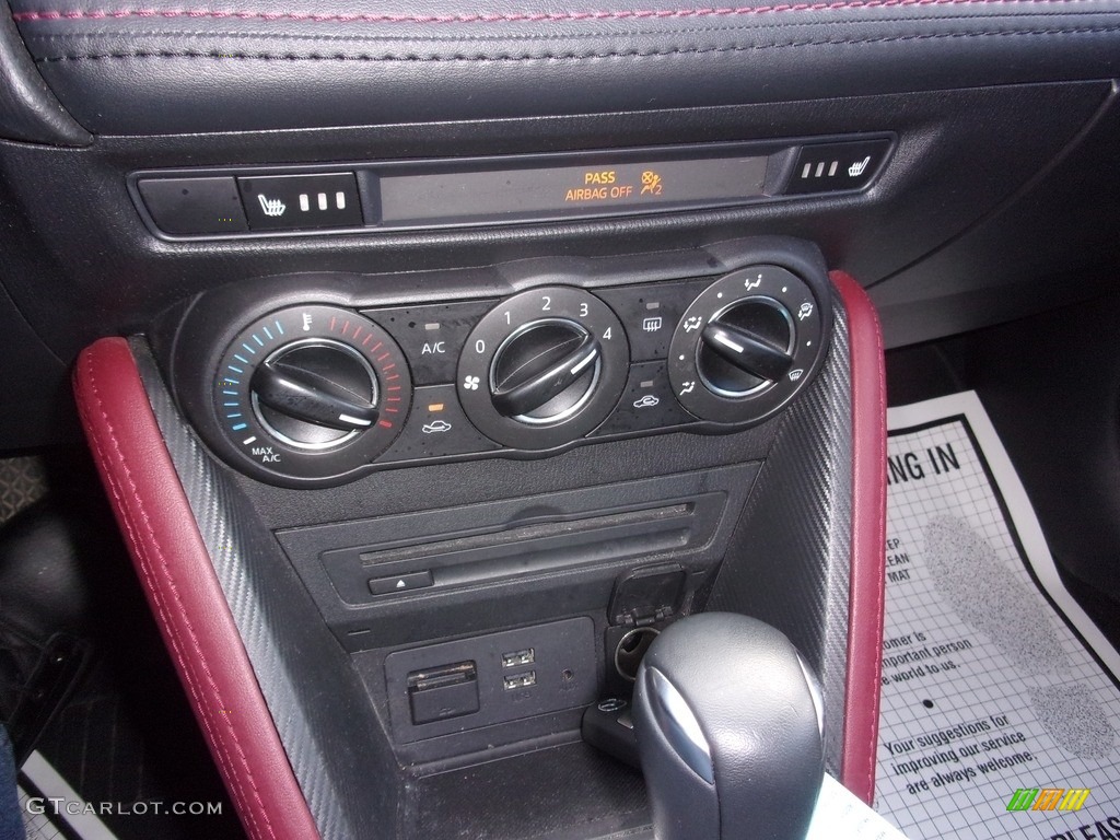 2016 Mazda CX-3 Touring AWD Controls Photo #140302756