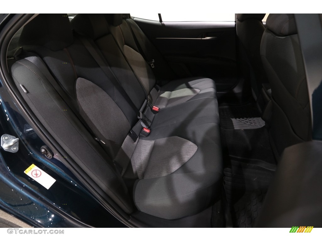 2018 Camry LE - Galactic Aqua Mica / Black photo #20