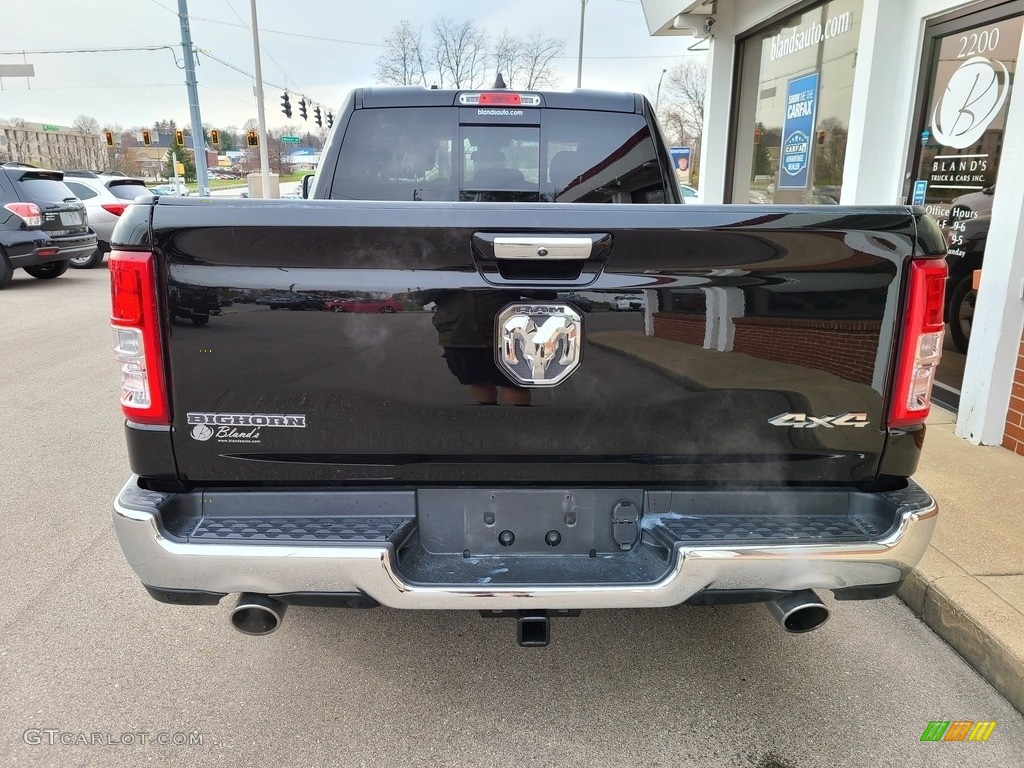 2019 1500 Big Horn Quad Cab 4x4 - Diamond Black Crystal Pearl / Black photo #40