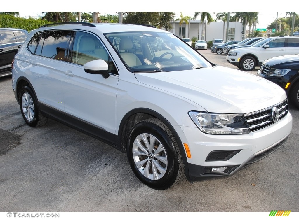 White Silver Metallic 2018 Volkswagen Tiguan SE Exterior Photo #140309619