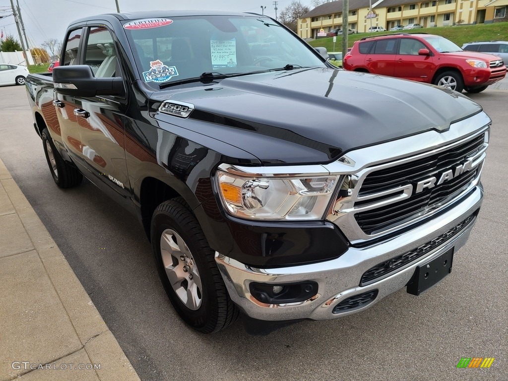 2019 1500 Big Horn Quad Cab 4x4 - Diamond Black Crystal Pearl / Black photo #53