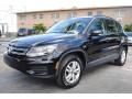 Deep Black Pearl - Tiguan S Photo No. 5