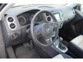 Deep Black Pearl - Tiguan S Photo No. 14