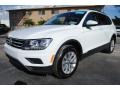 Pure White - Tiguan SE Photo No. 5