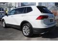 Pure White - Tiguan SE Photo No. 7