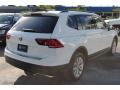 Pure White - Tiguan SE Photo No. 9
