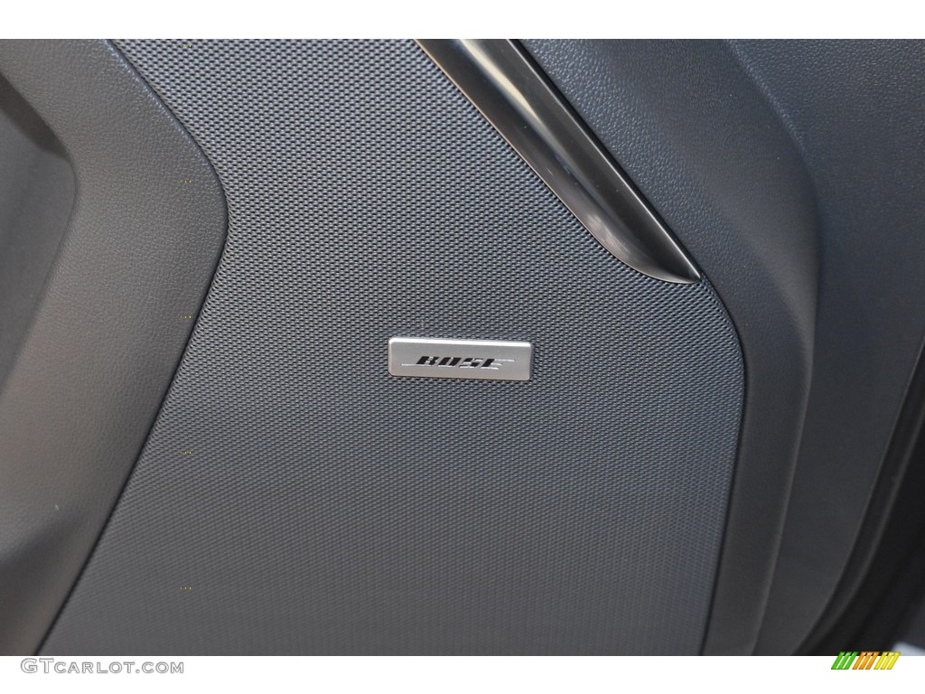 2021 Yukon Denali 4WD - White Frost Tricoat / Dark Walnut/­Slate photo #10