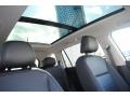 Pure White - Tiguan SE Photo No. 18