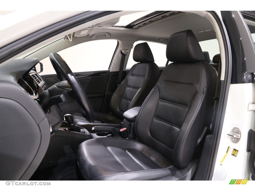 Titan Black Interior 2017 Volkswagen Jetta SEL Photo #140312062