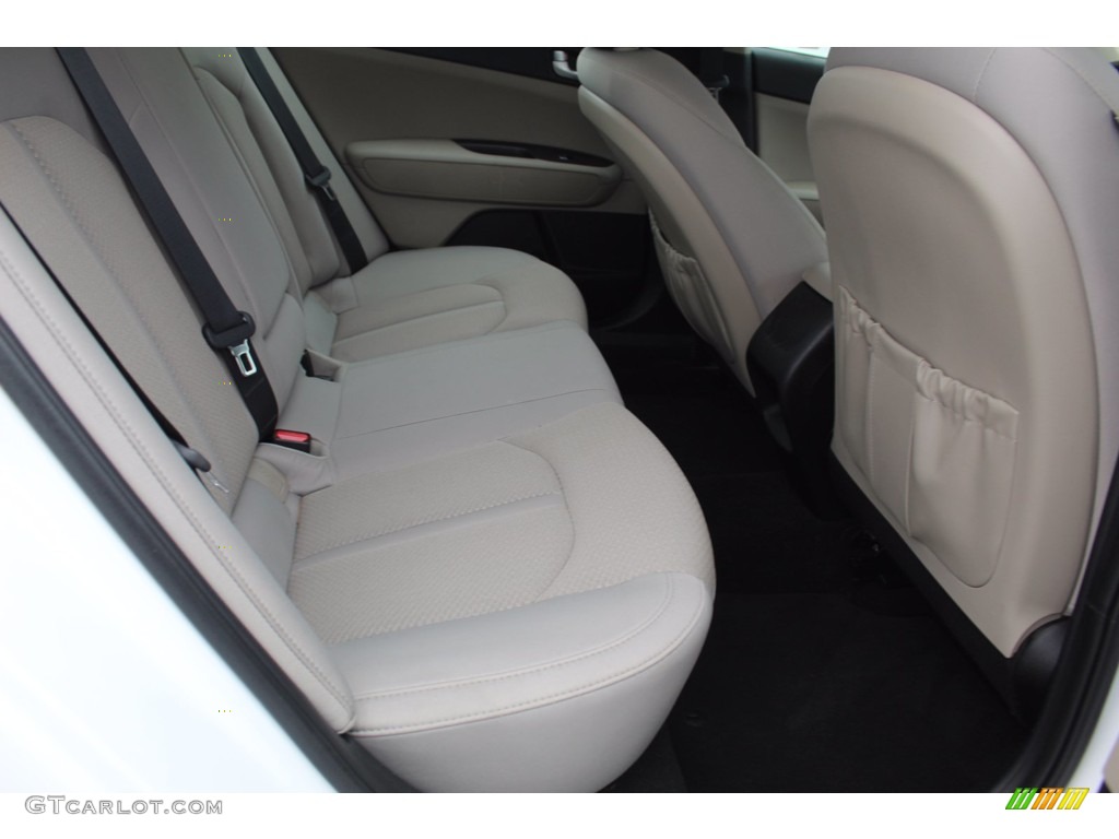 2017 Kia Optima LX Rear Seat Photo #140312779