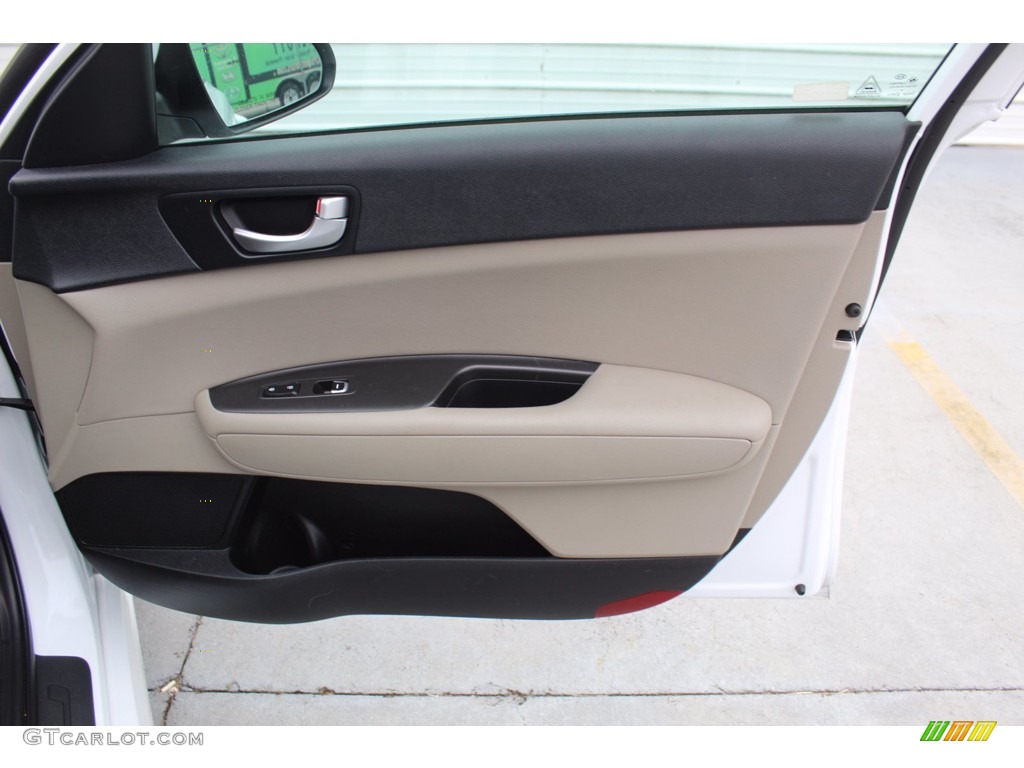 2017 Kia Optima LX Beige Door Panel Photo #140312806