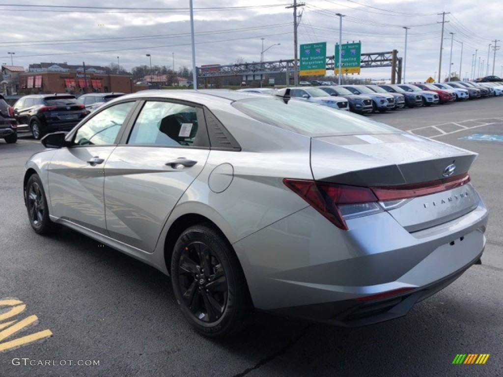 2021 Elantra SEL - Shimmering Silver Pearl / Black photo #3