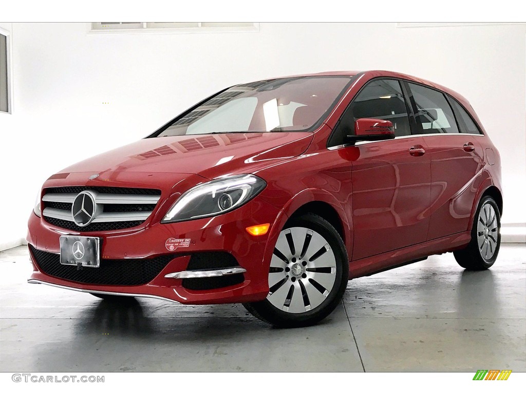 2016 Mercedes-Benz B 250e Exterior Photos